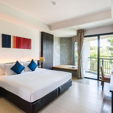 I Tara Resort & Spa Haad Chao Samran Buitenkant foto
